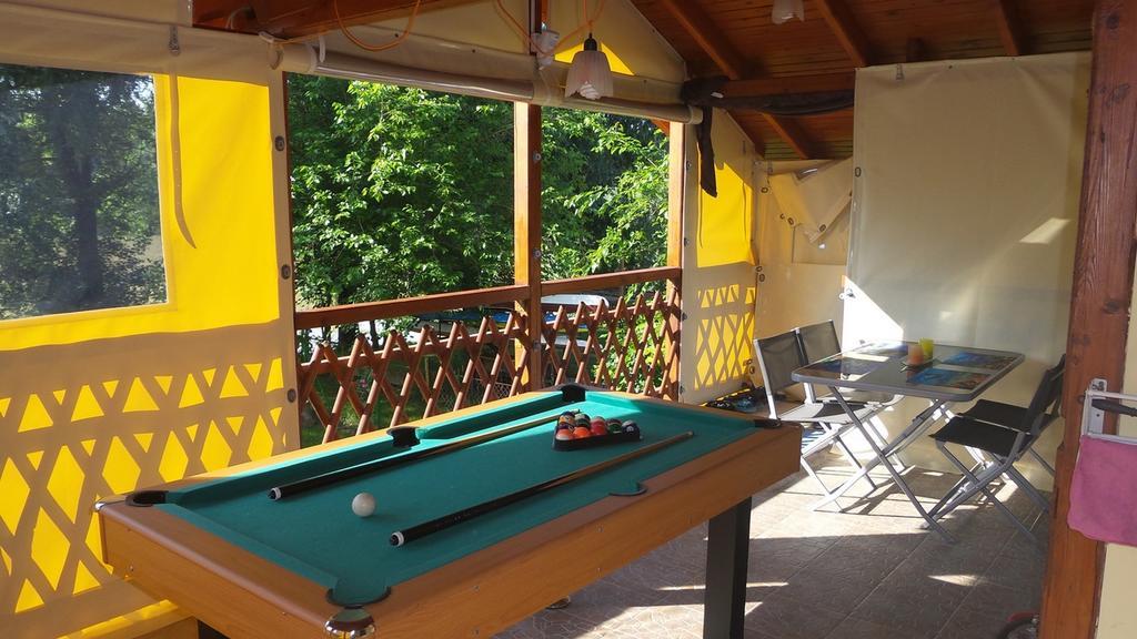 Tiszavirag Vendeghaz Villa Szeged Eksteriør billede